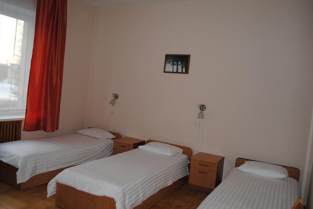 Daugavkrasti Hotel Jēkabpils Δωμάτιο φωτογραφία